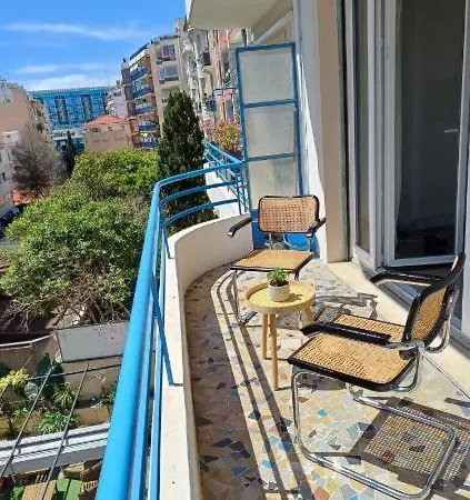 T2 Proche Tramway Et Plages *